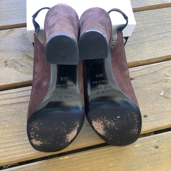 Marc Jacobs Suede Dark Brown Suede Slingback Heels - Picture 3 of 4